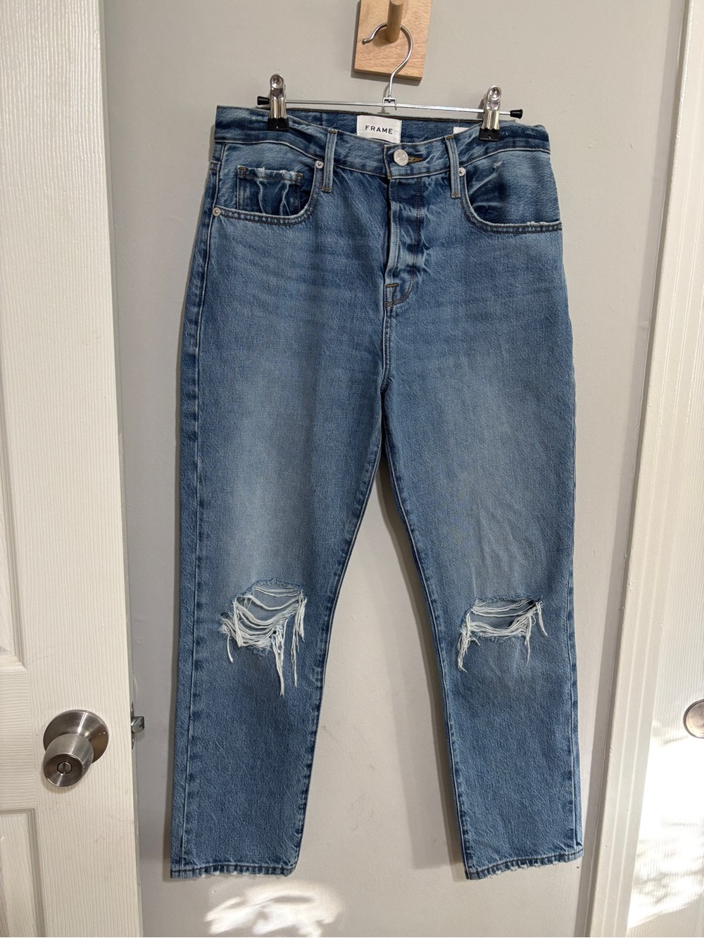 Frame Denim Medium Wash Le Original Distressed Jeans 26